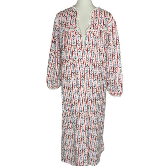 Lanz of Sazburg Long Flannel Nightgown White Red Eyelet Hearts XL Cottagecore - Picture 9 of 16